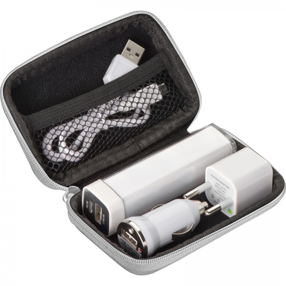 Zestaw podróżny power bank 2200 mAh i wtyczki JUSTIN